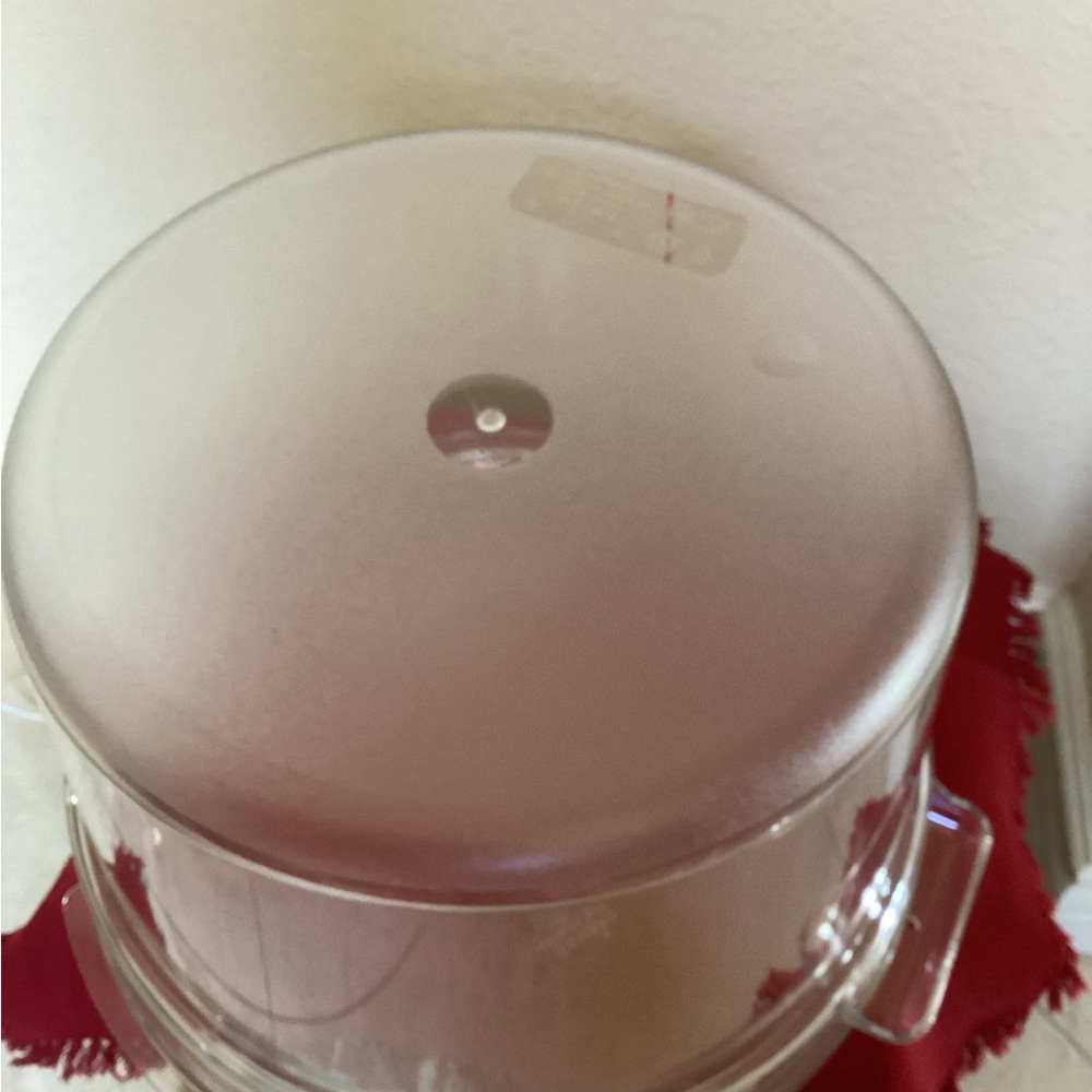 Cambro Food Storage Container - Picture 5 of 5